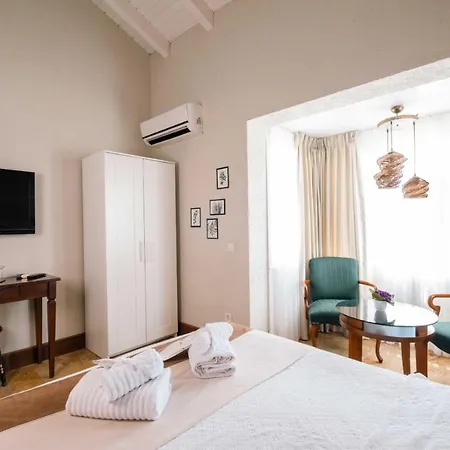 B&B Mono Life Alacati