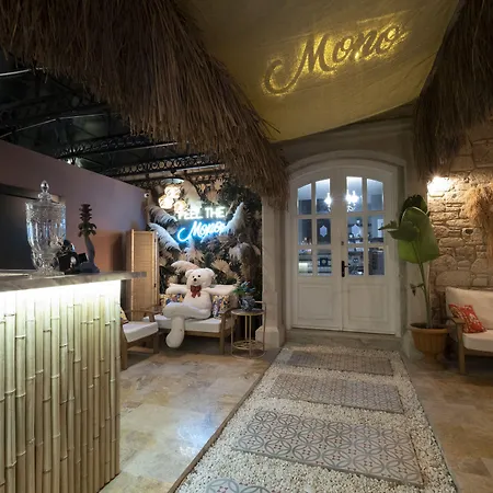 B&B Mono Life Alacati