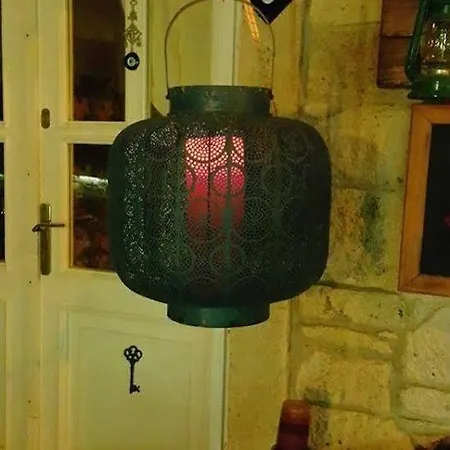 לינה וארוחת בוקר Mono Life