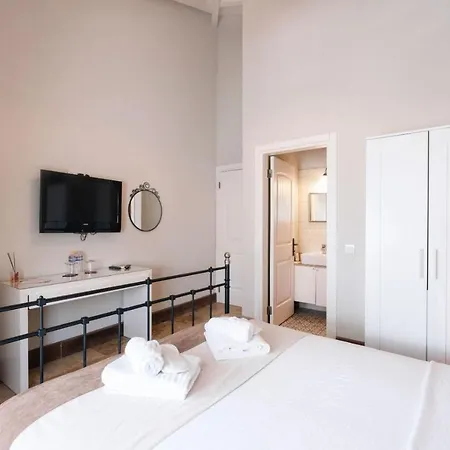Bed & Breakfast Mono Life 3*