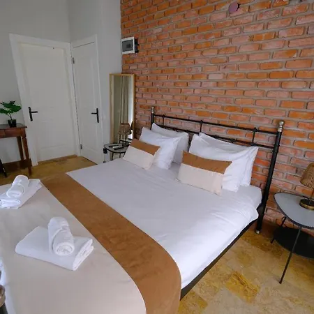 Bed & Breakfast Mono Life Alacati