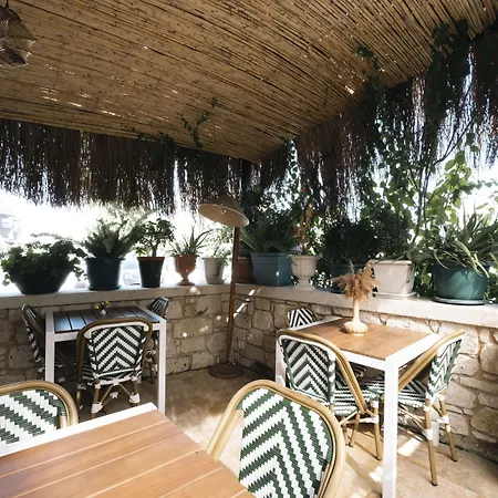 Mono Life Panzió 3*